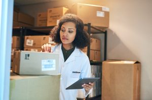 importancia-de-contar-con-el-servicio-de-logistica-en-salud1